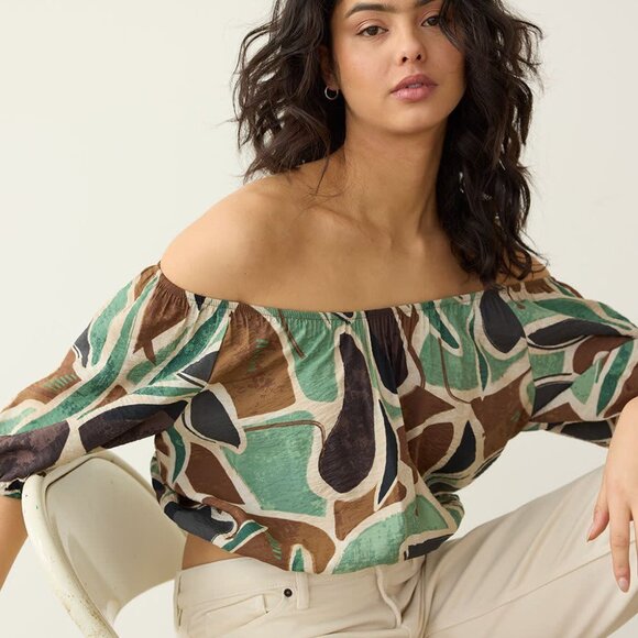 -Puffy-Sleeve cropped Blouse with Scoop Neckline sz small REITMAN - Picture 5 of 15